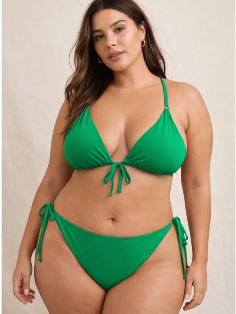 WeWoreWhat Cooper Triangle Bikini and Ruched Bottom Set (XXL)